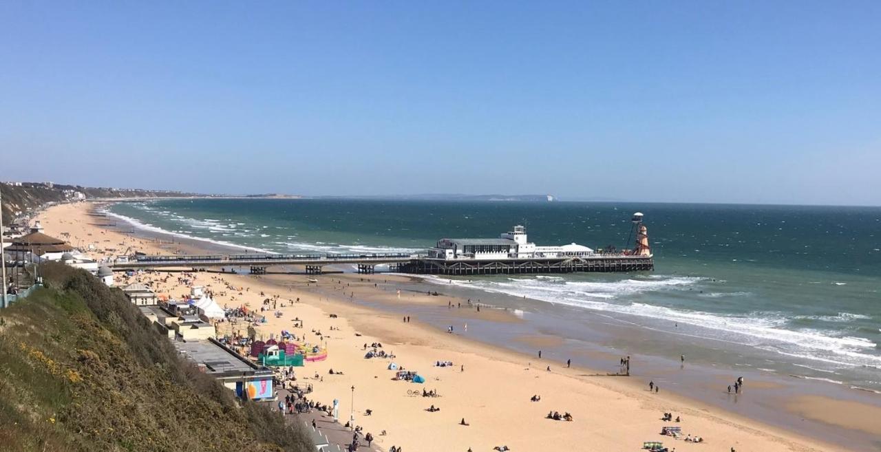 Rockmount Court Apartment Bournemouth Bagian luar foto