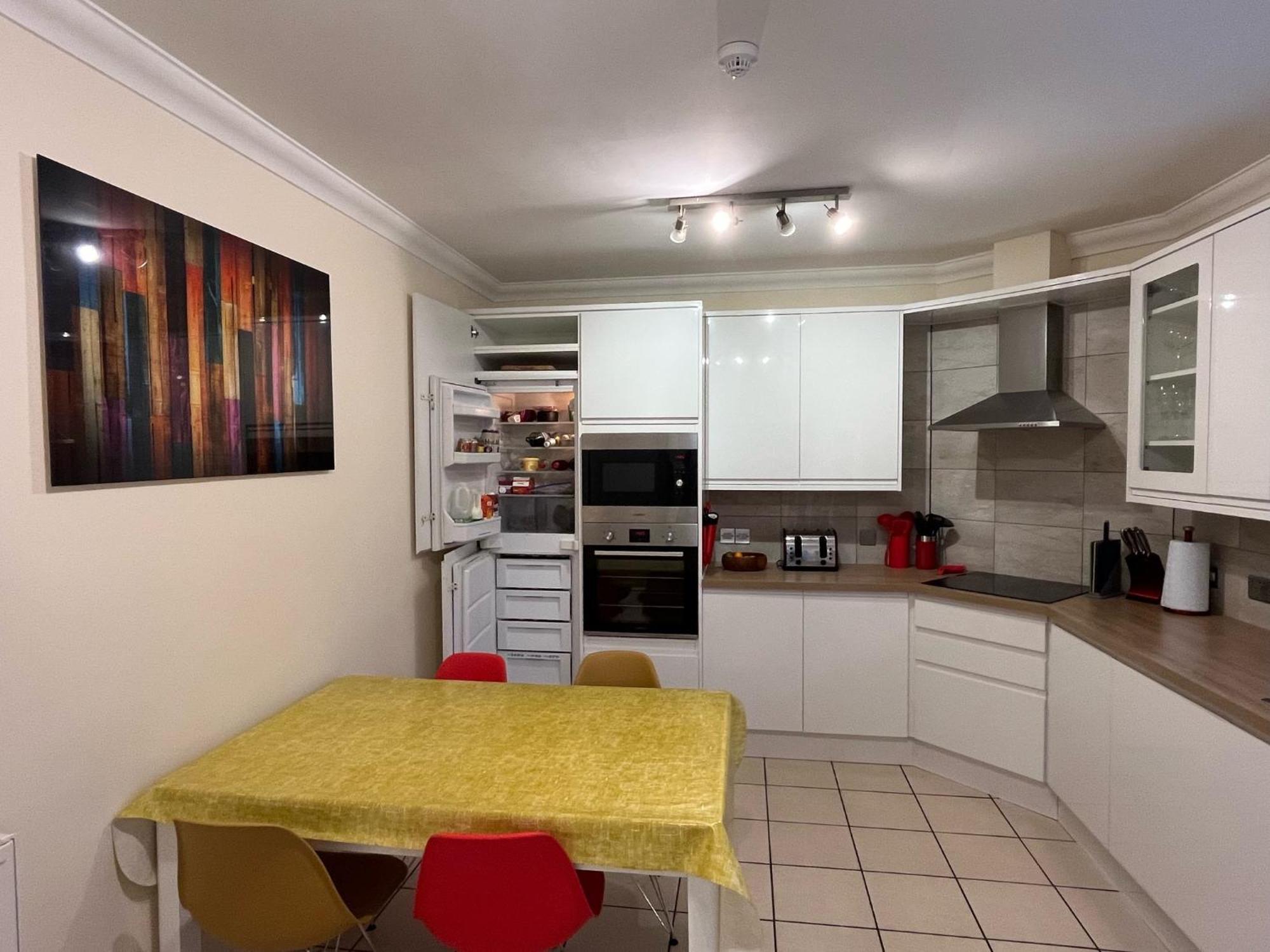 Rockmount Court Apartment Bournemouth Bagian luar foto