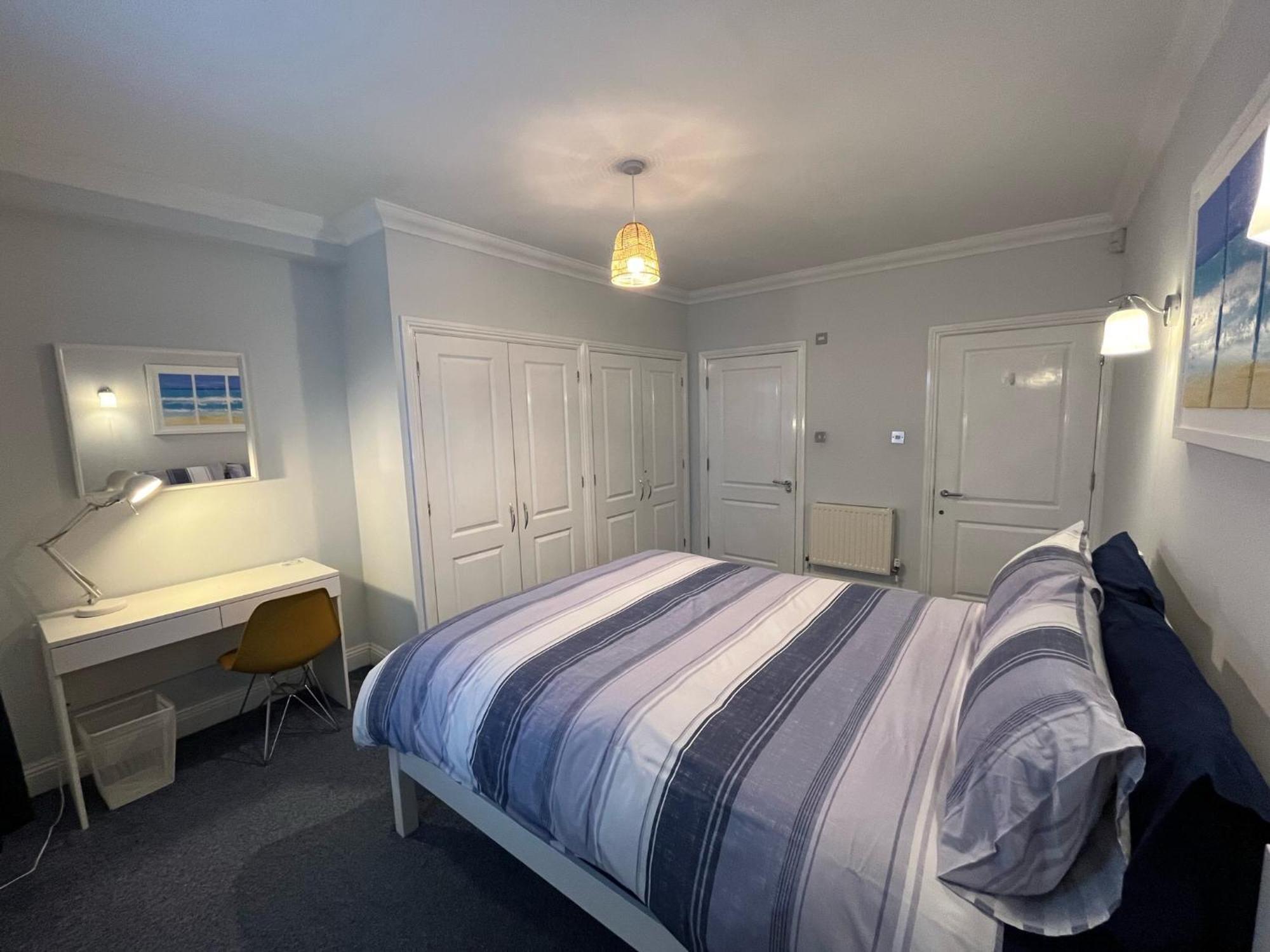 Rockmount Court Apartment Bournemouth Bagian luar foto