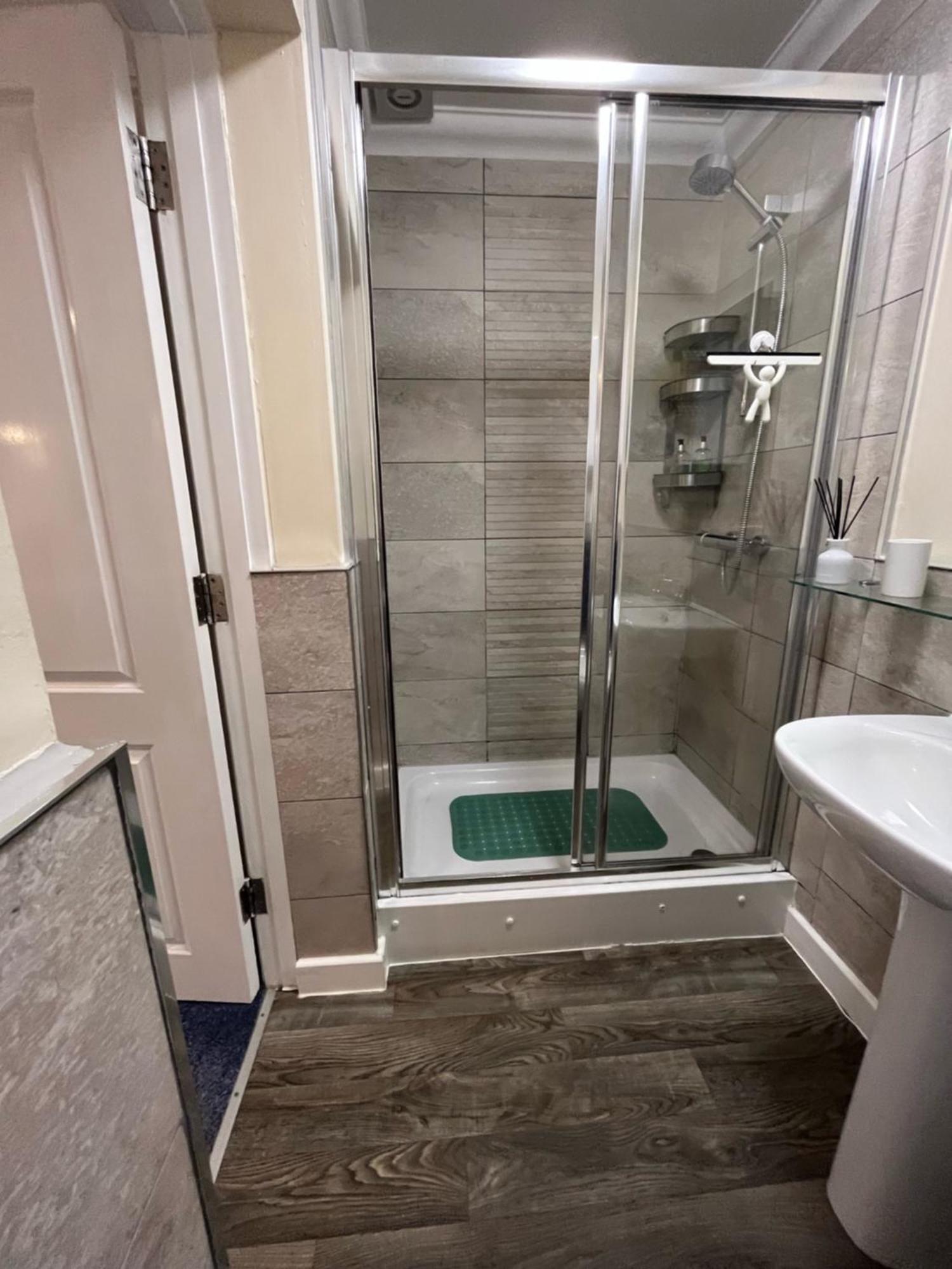 Rockmount Court Apartment Bournemouth Bagian luar foto